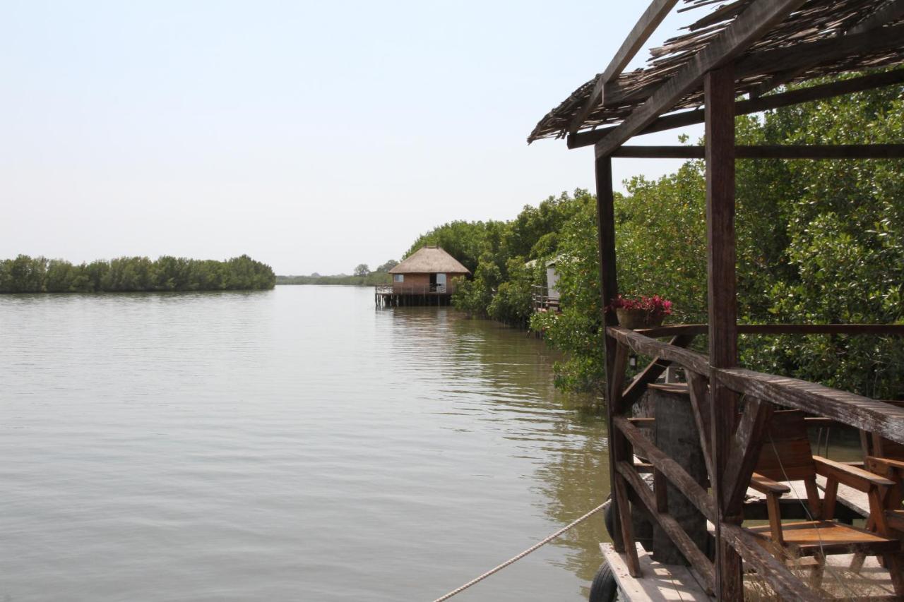 Bintang Bolong Lodge Exterior photo